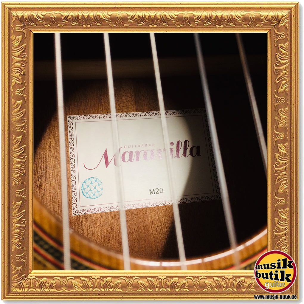 Maravilla M20 Konzertgitarre 4/4 Größe hochglanz incl. Gigbag